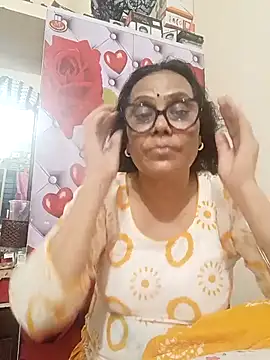 chatterjeesayani567 online show from June 23, 12:58 pm