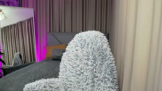 AliceeJin online show from July 28, 4:39 pm