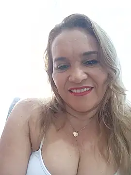 Sara hilton02 online show from June 20, 1:25 pm