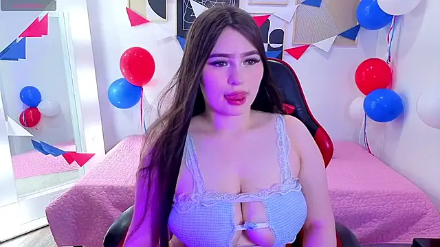 Val dreams7 online show from July 14, 9:19 pm