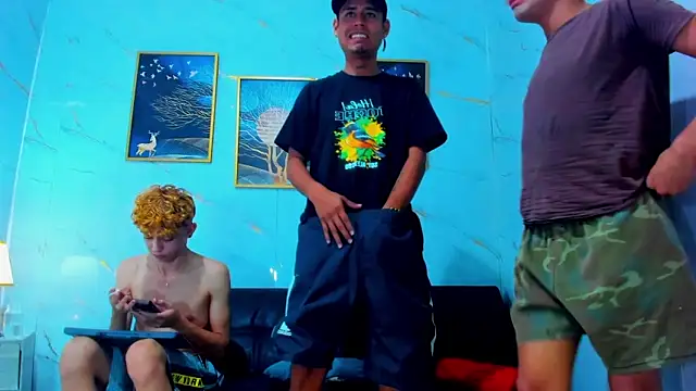 Anthony little online show from June 2, 5:47 pm