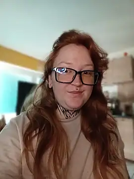 CURVYSAKURA online show from June 18, 4:56 pm