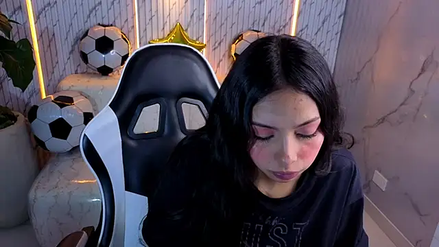 samantha tx  online show from July 10, 3:29 am