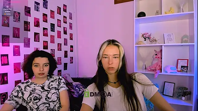 lia dream  online show from June 17, 3:46 pm