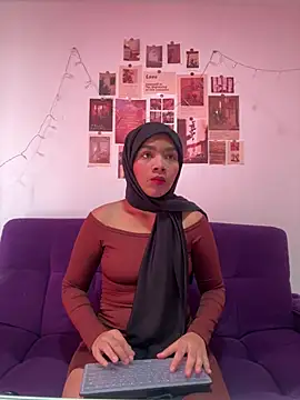 Jalilat Billal 02 online show from June 5, 8:37 pm