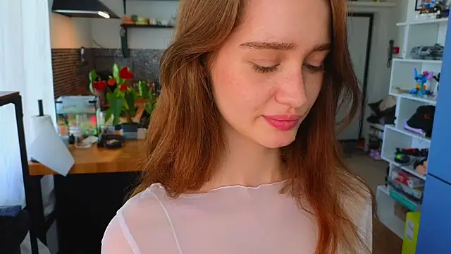 AliviaWithLove online show from June 23, 8:34 am