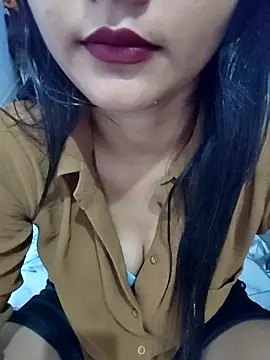 Miss-cutee online show from June 16, 6:20 pm