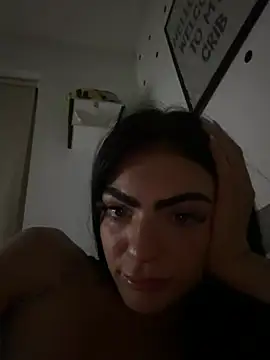 lottieraex online show from June 25, 9:49 pm