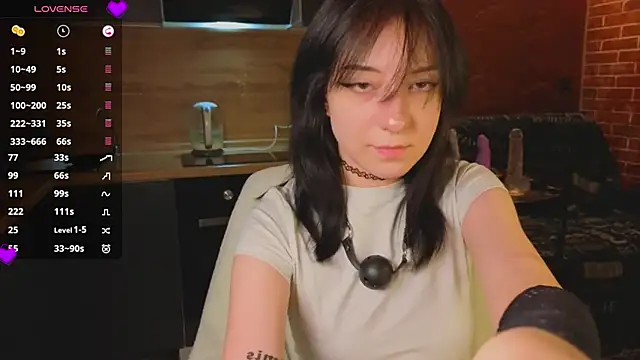 yuriski  online show from June 8, 9:14 pm