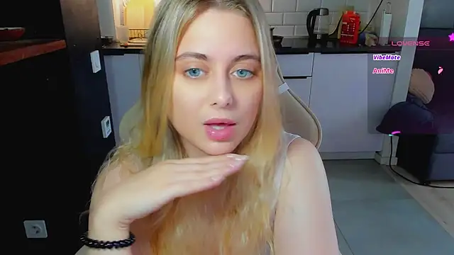 blonde kellyy online show from July 30, 4:24 am