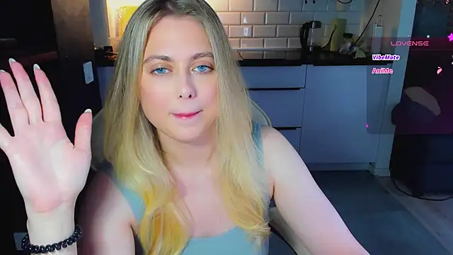 blonde kellyy online show from July 31, 5:08 am