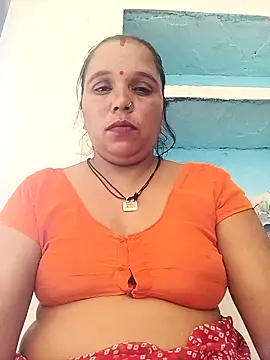 Cute simmy56 online show from June 13, 7:39 am