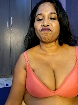 horny couple789 online show from August 5, 9:59 am