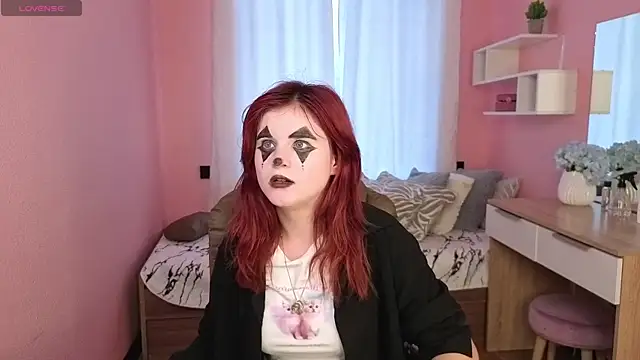 Fox  Cute online show from July 21, 1:06 am
