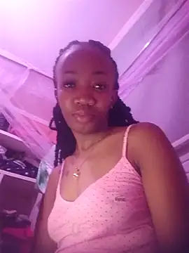 Busty Andieee online show from June 11, 11:12 pm