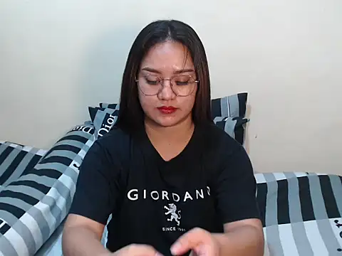 GorgeousPinay x online show from July 18, 4:38 am