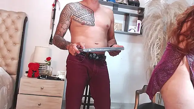 NinaAndRocco online show from June 18, 1:29 am