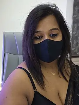 beauty lisa- online show from July 30, 1:45 pm