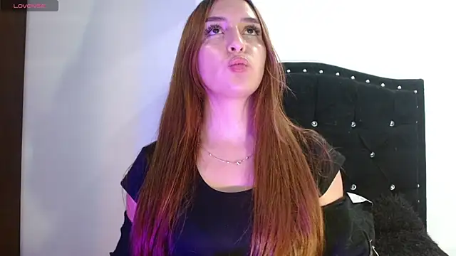 Leah mooon1 online show from June 30, 11:59 pm