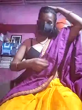 Desi madamm online show from August 9, 10:41 am
