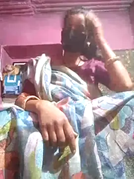 Desi madamm online show from July 28, 5:02 pm