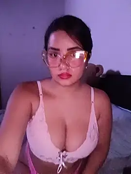 K AriDoll online show from June 18, 10:25 pm