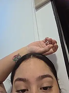 aisha duque  online show from July 9, 12:35 am