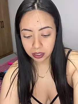 IvyVelvet  online show from June 18, 1:05 pm