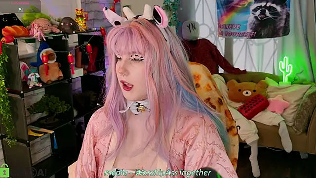 Candy-yeah online show from July 12, 1:17 am