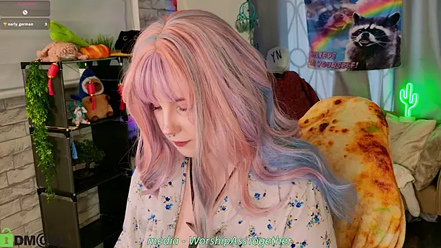 Candy-yeah online show from July 4, 1:12 am