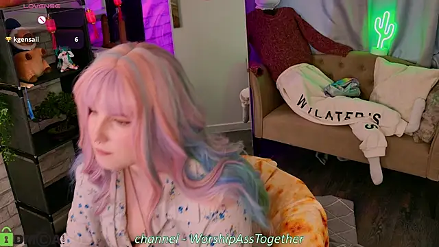 Candy-yeah online show from June 22, 3:25 am