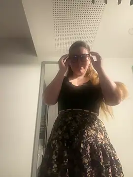 -Malina- online show from June 23, 7:56 pm