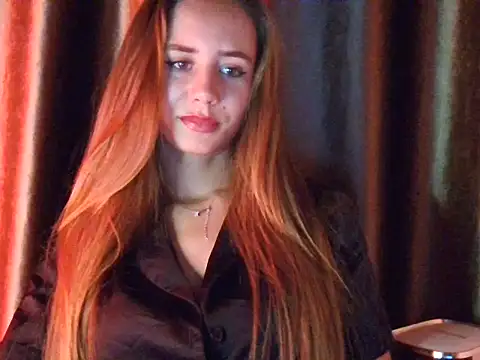 MyLittle Flame  online show from July 5, 8:03 pm