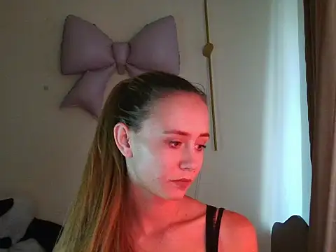 MyLittle Flame  online show from July 12, 1:34 pm