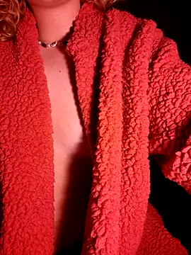 KittenCuddle online show from June 29, 8:19 pm