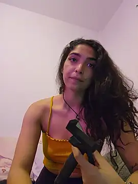 ooluchyferoo online show from June 24, 1:37 am