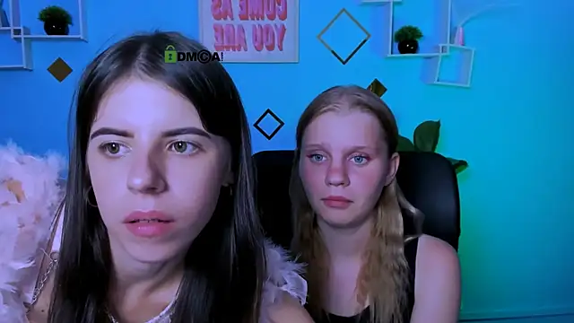 bella sky11 online show from August 8, 11:46 pm