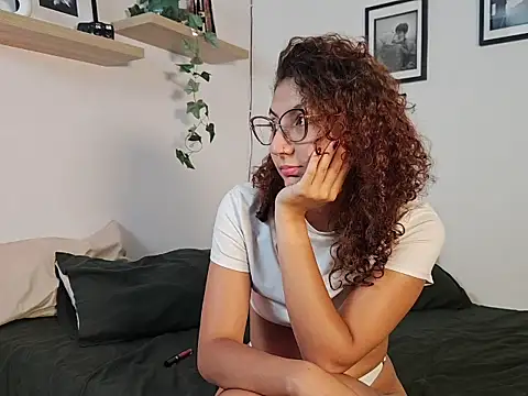 Mia belmont online show from June 26, 11:28 pm