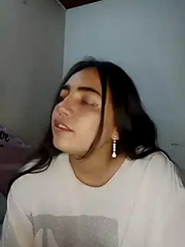 Julia valentina online show from July 25, 4:19 am