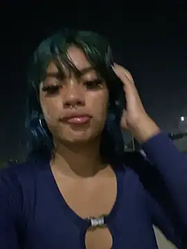 arwen violett online show from August 3, 2:59 am