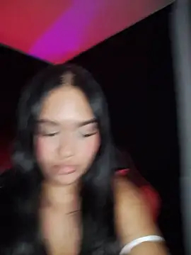 Yesenia26p online show from July 17, 2:27 am