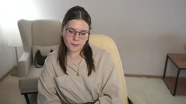 RoxieMatsuo online show from June 24, 12:59 pm