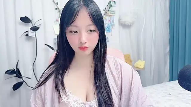 Winnie666999 online show from August 3, 11:27 am