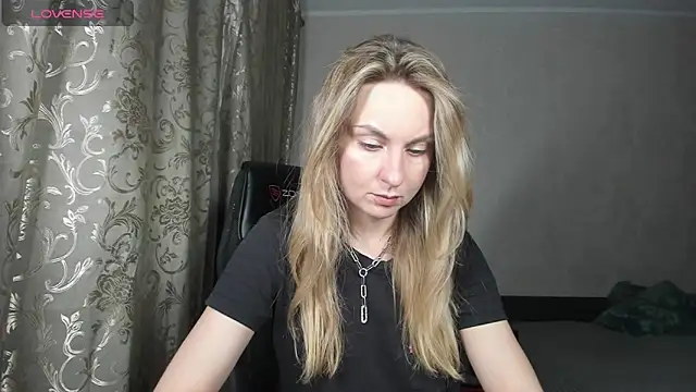 kelly copperfield online show from October 18, 3:48 pm