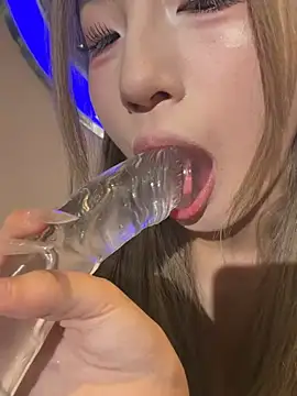 Uugirl00 online show from June 23, 3:43 pm