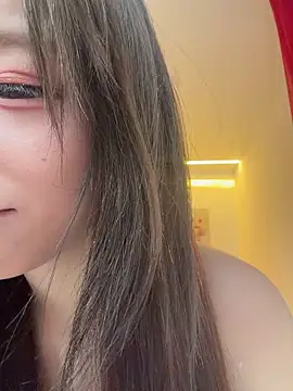 Uugirl00 online show from July 19, 4:09 pm