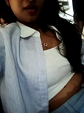 avii5 online show from July 22, 1:01 pm