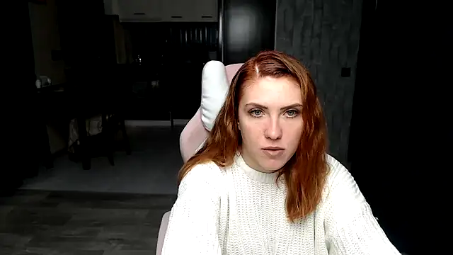 Snapshot of Reginasmilee chatting on October 3, 5:12 am Reginasmilee online show from October 3, 5:12 am