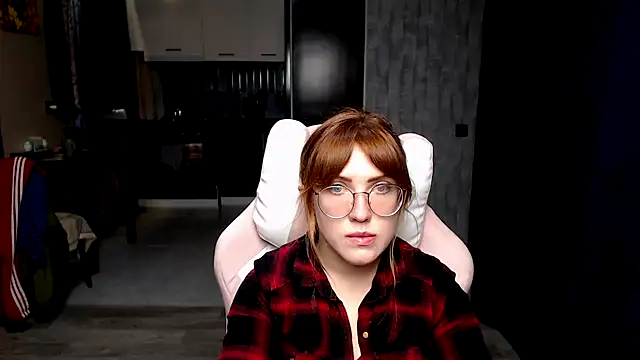 Snapshot of Reginasmilee chatting on October 29, 9:24 am Reginasmilee online show from October 29, 9:24 am