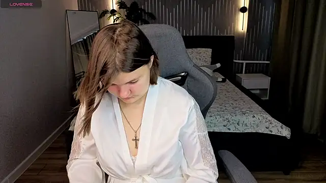 KittyLiikk online show from July 13, 1:06 am